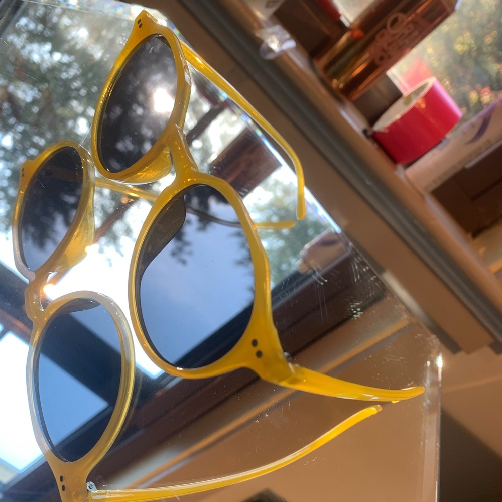 Brand new yellow sunglasses